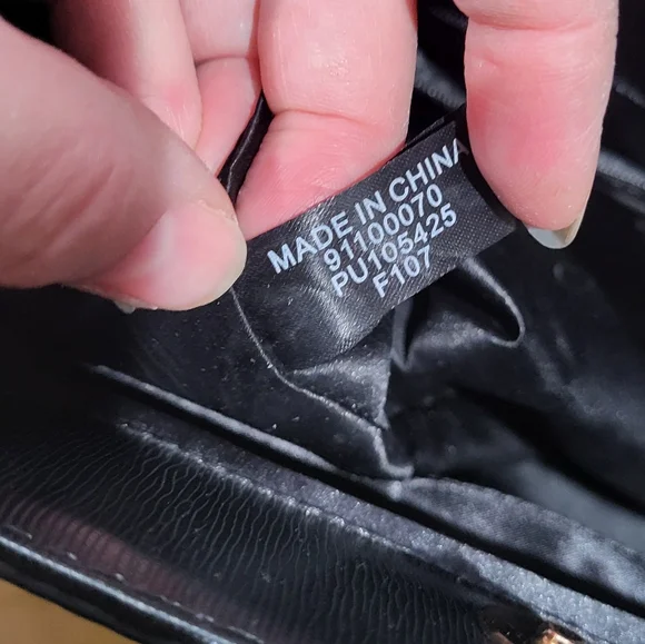 Black & White Faux Leather Lined Tote Bag - Picture 6 of 8